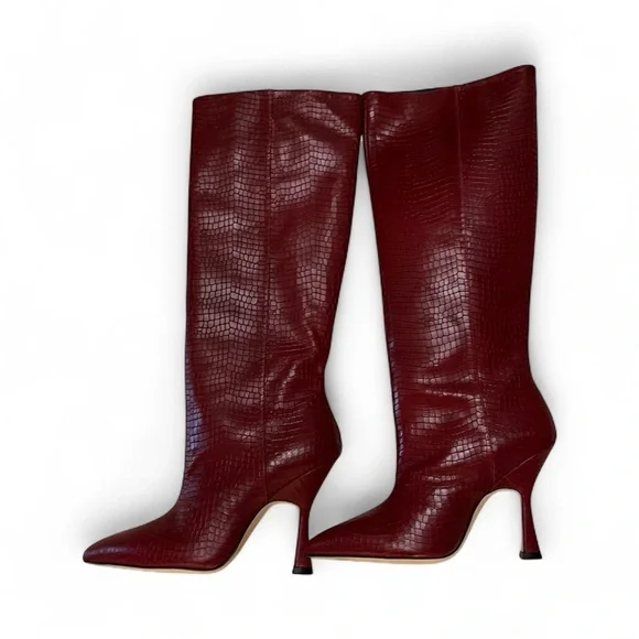 Stuart Weitzman Red Croc-Pattern Heeled Boots - Picture 4 of 8